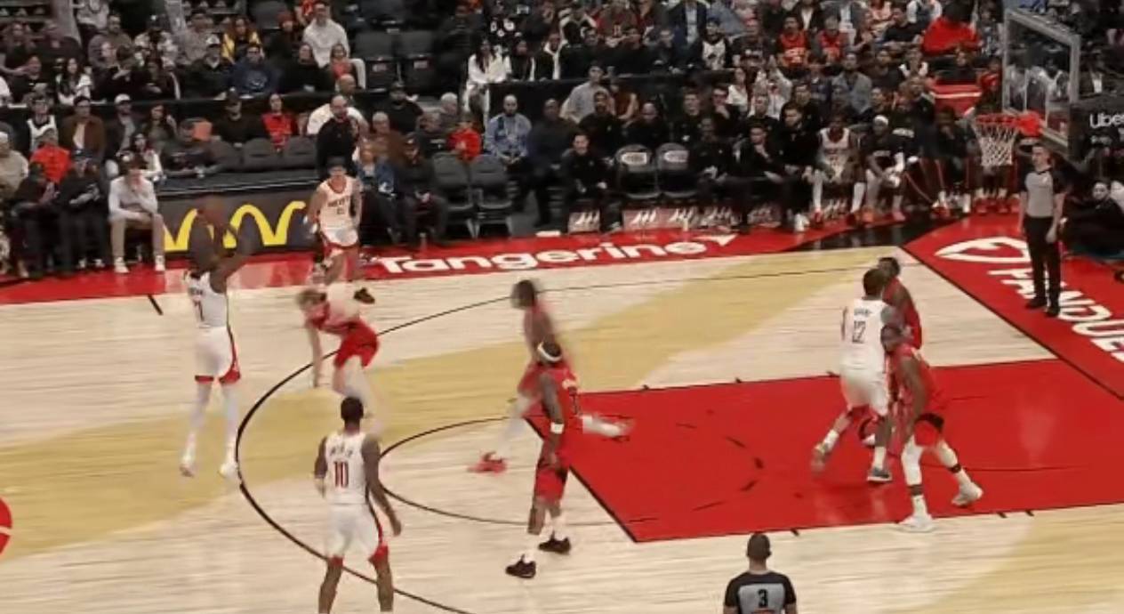 多宝网站 -包含意大利杯赛程吃紧；休斯敦火箭清晨篮板制胜；赛场秩序良好；训练强度明显提升的词条