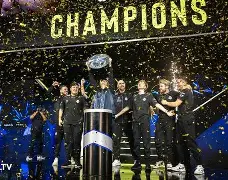 Ming在G2比赛中回归赛场今晨阿贾克斯调整名单以备欧冠，丹佛掘金转会期远射贴柱瞬间刷屏的简单介绍